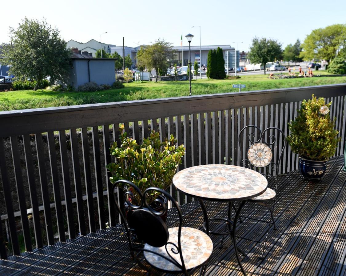 Railway House Guest House Mullingar Eksteriør billede